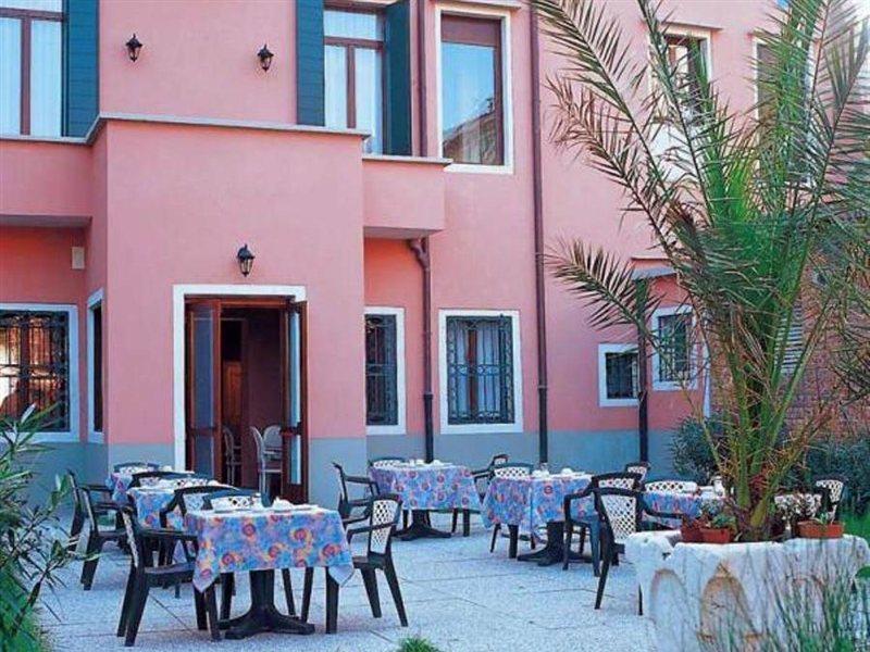 Hotel Tre Archi Venice Exterior photo